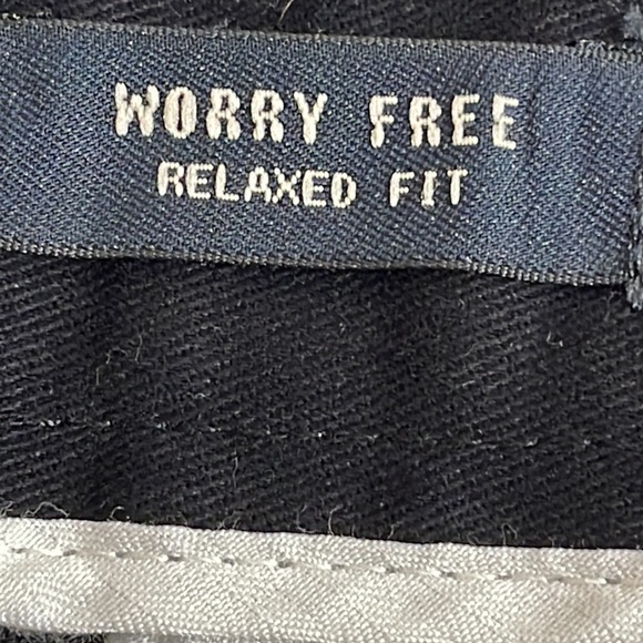 ST. JOHN’S BAY RELAXED FIT Releases & Repels Stains Wrinkle Free Pants 34x31 New - Picture 10 of 14